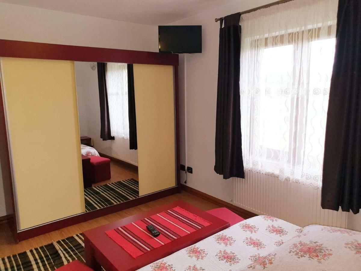 Casa Paty Villa Manastirea Humorului Room photo